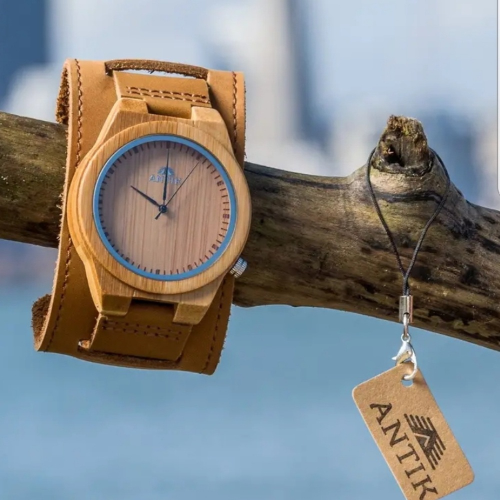 NIB Antik wooden watch bamboo leather tan caramel